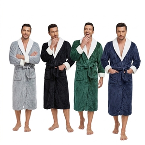 Accappatoio in flanella di lusso con cappuccio da uomo, morbido in pile, vestaglia da notte oversize personalizzabile, disponibile negli USA - Product Image 2