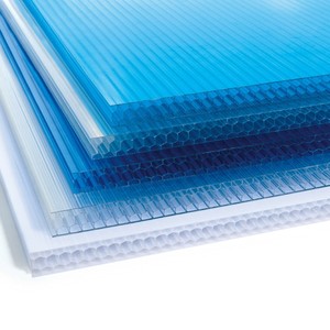 Feuille creuse en <span class=keywords><strong>polycarbonate</strong></span> PC noir, feuille d'endurance en <span class=keywords><strong>polycarbonate</strong></span> nid d'abeille transparente, feuille transmettant la lumière à effet de serre - Product Image 5