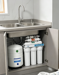 Purificateur d'eau alcalin sain à 5 étapes de qualité supérieure avec mineralisation et défense UV, pompe filtrante, purificateur d'eau sans filtre à pompe, doté de l'acier inoxydable - Product Image 1