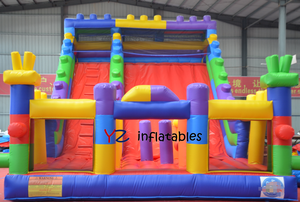 Grand <span class=keywords><strong>mur</strong></span> <span class=keywords><strong>d</strong></span>'<span class=keywords><strong>escalade</strong></span> gonflable en PVC pour jardin extérieur, <span class=keywords><strong>bloc</strong></span> de construction géant pour enfants, toboggan, château gonflable géant de conception sûre - Product Image 2