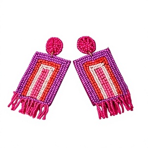 Pendientes de borlas con cuentas bohemias para mujer, joyería llamativa, pendientes de moda para fiesta con flecos en rosa, morado y rojo, cuentas de vidrio - Product Image 1