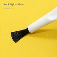 Brosse de nettoyage pour téléphone, mini brosse anti-poussière blanche et noire, brosse à poils doux en nylon PBT, mini nettoyeur d'électronique, gadget, 5 couleurs