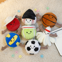 En gros, Jouets en peluche de la série Ballons Créatifs de 10 cm (4 pouces) : Football, Basketball, Badminton, Volleyball, Pendentifs en peluche et Figurines pour machine à griffes