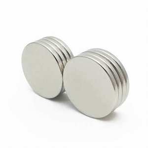 Apparence Prix raisonnable Aimant en <span class=keywords><strong>néodyme</strong></span> 0.5mm <span class=keywords><strong>10000</strong></span> <span class=keywords><strong>Gauss</strong></span> <span class=keywords><strong>Aimants</strong></span> en <span class=keywords><strong>néodyme</strong></span> Aimant monopolaire en <span class=keywords><strong>néodyme</strong></span> à vendre - Product Image 1