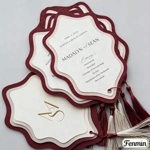 Eleganti Inviti Matrimoniali Personalizzati con Bordo Smerlato e Monogramma in Lamina d'Oro, Menu Stratificato Bordeaux con Nappa - Product Image 1