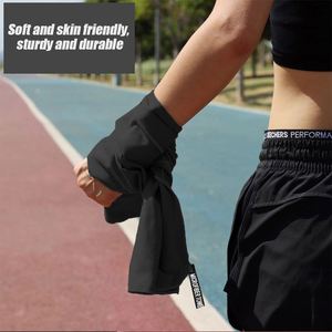 Serviette de sport portable personnalisable en polyester tissé, couleur unie, séchage rapide, anti-sable, en microfibre, pour voyage, camping, randonnée - Product Image 3