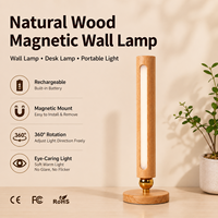 Lampe murale en bois en gros, orientable à 360°, magnétique, rechargeable par USB, tactile, à intensité variable, lampe de lecture LED, style nordique, logo personnalisé OEM