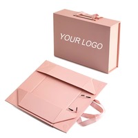 Boîte cadeau pliable rigide magnétique personnalisée avec ruban, pelliculage mat et revêtement UV pour l'emballage de chaussettes/vêtements