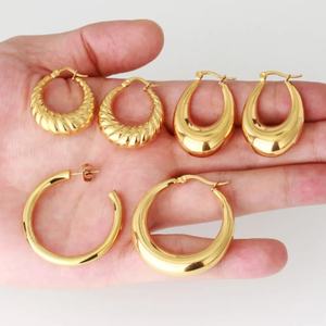Pendientes de Aro Grandes y Gruesos Minimalistas de Moda para Mujer, Pendientes Geométricos Personalizados de Acero Inoxidable con Baño de Oro PVD de 18K - Product Image 3