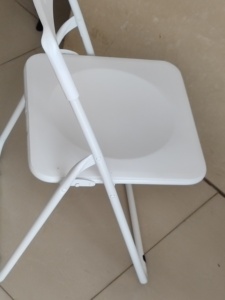 Kursi lipat logam portabel, tempat duduk plastik dan belakang untuk acara pesta beludru lipat - Product Image 5