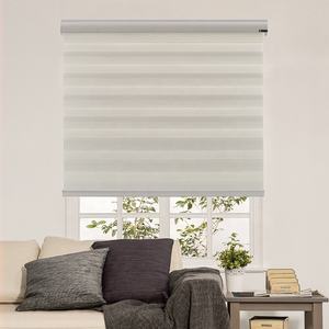 Stores à enroulement sans fil à double couche avec télécommande personnalisée, stores électriques à ressort, stores solaires à panneaux solaires alimentés par batterie Wifi Tuya - Product Image 4