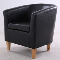 Fauteuil d'appoint Chesterfield moderne en cuir PU brillant sur mesure avec pieds en bois pour hôtels, clubs, hôpitaux et appartements (vente en gros)
