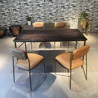 Table à manger en fer forgé massif, style vintage nordique minimaliste, fabriquée à la main, avec plateau en chêne blanc, chaises de salle à manger et bureau.