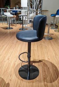 2025 Top qualité successeur usine vente Poker Casino ascenseur rotation tabourets hauts chaises <span class=keywords><strong>de</strong></span> <span class=keywords><strong>bar</strong></span> maison île caisse enregistreuse - Product Image 3