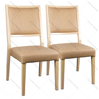 Chaise de banquet carrée en cuir PU blanc de luxe de Dubaï avec un design moderne pour les mariages, les dîners, les restaurants et les événements