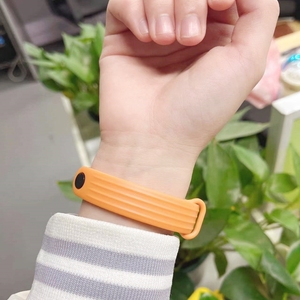 Vendita calda Multi colori sostituiscono i cinturini per orologio Smart Ring Watch <span class=keywords><strong>Band</strong></span> salice Texture Silicone cinturini per Xiaomi <span class=keywords><strong>Mi</strong></span> <span class=keywords><strong>Band</strong></span> 6 / <span class=keywords><strong>5</strong></span> - Product Image 6