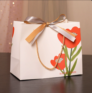 Sacchetti Regalo in Carta Personalizzati Classici Riciclabili Impermeabili Riutilizzabili con Stampa Offset a Tema Floreale Cartone Animato, Nastro Rosso Papavero Verde - Product Image 4