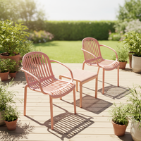 Chaise de salle à manger moderne empilable, légère, rafraîchissante et imperméable avec accoudoirs pour la maison, le bureau, l'appartement, l'école, les patios et les cafés