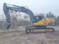 Excavatrice sur chenilles Volvo 380 EC380DL turbocompressée avec moteur, pompe et groupe motopropulseur, puissance de 245 kW, poids en ordre de marche de 38 500 kg
