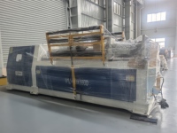 Machine de cintrage de tôles hydraulique à quatre rouleaux CNC automatique W12-12x3000 pour le cintrage en une seule opération de tôles en acier au carbone et inoxydable