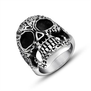 Skull <b>Ring</b> Men's Retro Skeleton Design Flower Pattern SA494 Jewelry Gift - Product Image 1
