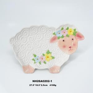 Piatto di Servizio in Ceramica a Forma di Pecora Pasquale, Vassoio per Antipasti a Forma di Agnello 3D con Motivi Floreali per Decorazioni Primaverili, Stoviglie Festive per le Feste - Product Image 4