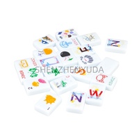 Jeu de Mahjong américain en acrylique bleu clair rafraîchissant avec support de tuiles assorti pour les fêtes estivales et les voyages