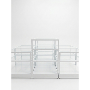 Exhibidor Moderno Independiente con Varias Estantes de Vidrio para Promoción, Exhibidor de Supermercado, Fabricación en Vietnam, para Supermercados y Tiendas Minoristas - Product Image 4