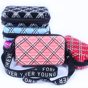 ขายส่งสต็อก ABS เครื่องสำอางแปรงกระเป๋า - Product Image 5