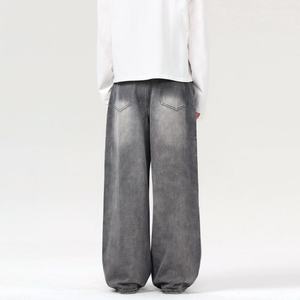 กางเกงยีนส์ทรงตรงเอวกลางสไตล์ลำลองสีเทาแบบหลวมพิมพ์ลายเรียบสไตล์วินเทจสำหรับผู้ชาย  รับสกรีนโลโก้  คอลเลคชั่นฤดูใบไม้ร่วง-ฤดูหนาว - Product Image 2