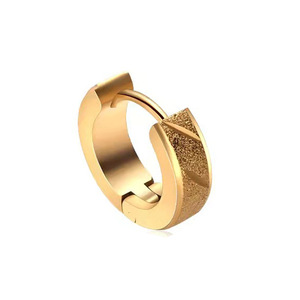 Pendientes de Aro Huggie de Acero Inoxidable para Hombre, Diseño Mate |   Joyería de Moda Unisex Hipoalergénica - Product Image 4