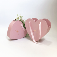 Petits seauets à fleurs en forme de cœur, boîtes cadeaux avec poignée, carton, dorure à chaud, pelliculage mat