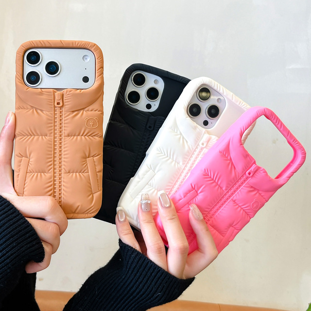 Bear 3D the Puffer Style Shockproof Phone Case for iPhone 17 16 15 14 13 Pro Max Zipper Down Jackets Silicone Phone Case