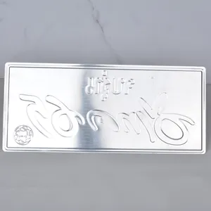 Placa de aluminio personalizada de fábrica profesional árabe, Simple, Azul, Blanco, metálica, decorativa, en relieve, hojalata