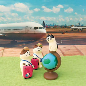 Bonne qualité Qingheng Voiture Décoration Voyage Souvenir Graduation Cadeau Mode Jouer Poupée Résine Petit Artisanat - Product Image 3