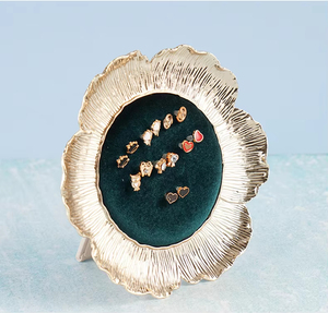 Présentoir à bijoux en métal de style européen, support de rangement pour boucles d'oreilles en flanelle, fourni directement par l'usine - Product Image 4