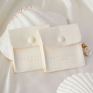 Pochette à bijoux en microfibre PandaSew avec rabat et bouton pression, personnalisable avec logo, pour emballage de bijoux - Product Image 5