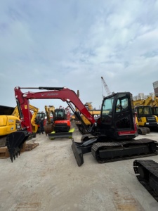 รถขุดขนาดเล็กยี่ห้อ Yanmar ViO85 8.5 ตัน มือสองจากญี่ปุ่น สำหรับงานก่อสร้างเทศบาล - Product Image 2
