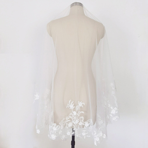 Commande personnalisée acceptable Applique en dentelle fleurie garniture mariage voile de mariée cathédrale chapelle longueur mariage Cape voile - Product Image 1