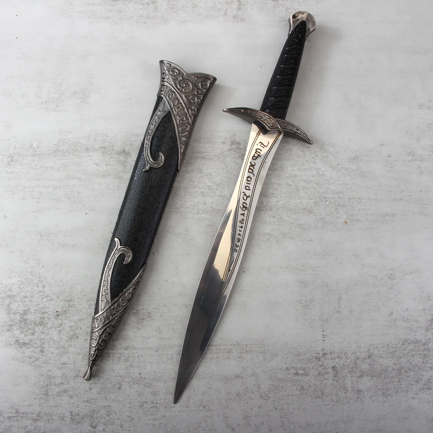 Espada del Señor del anillo Hobbit Sting, regalo largo de 16 pulgadas, película, decoración de Cosplay, espada
