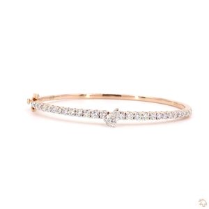Elegante Brazalete de Diamantes Dorado para Mujer, Clásico, Brillante, Ligero, Cómodo y Estilizado para Uso Diario - Product Image 5