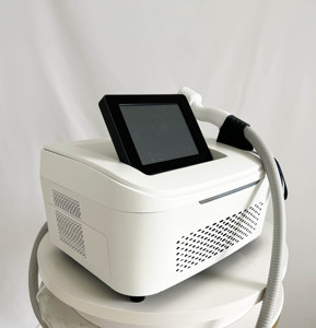 2024 plus récent tête de traitement remplaçable 808Nm glace <span class=keywords><strong>laser</strong></span> épilation <span class=keywords><strong>prix</strong></span> de la Machine <span class=keywords><strong>Laser</strong></span> Diode équipement de salon de beauté moderne - Product Image 3