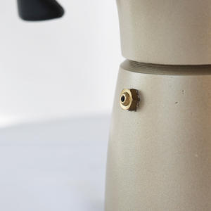 Cafetière Moka Express 6 tasses Percolateur en métal pour cuisinière à espresso avec couvercle Cafetière Moka Pot - Product Image 6