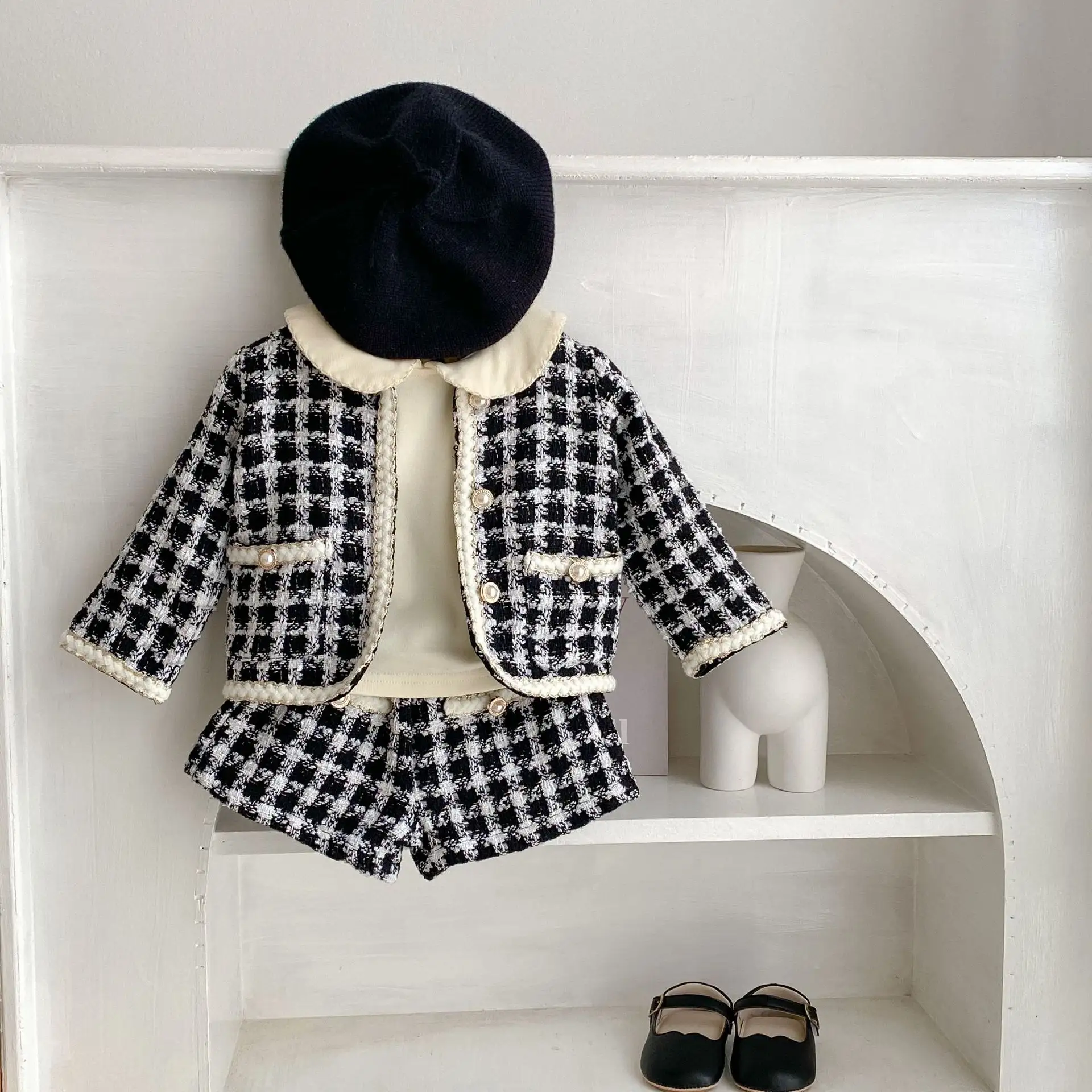 Customized baby clothes Spring girl's plaid long sleeve coat pants 2 piece fashionable baby Set