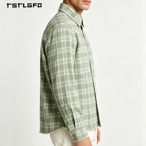 Chemise à carreaux vert sauge pour homme, manches longues, coupe décontractée, surpiqûres apparentes, style vintage preppy old money, surchemise décontractée - Product Image 3