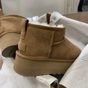 Botas de Nieve Unisex 2026, Forradas de Lana y Algodón, con Suela Gruesa Antideslizante, para Otoño/Invierno - Product Image 4