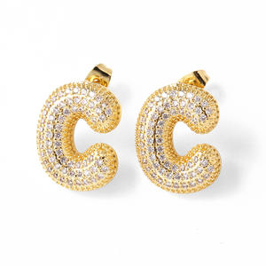 Hip Hop 18K chapado en oro Venta caliente 26 <span class=keywords><strong>pendientes</strong></span> de letras en inglés con alfabeto de burbujas de circón para joyería de mujer - Product Image 4