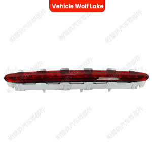 Luz Trasera LED Wolf Lake para Mercedes-Benz W209 2002-2009, Luz de Freno Elevada, Material ABS - Product Image 4
