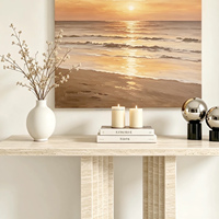 Table console sur mesure en travertin naturel, en forme de U, avec base sculptée encastrée, table de couloir en pierre pour entrée de villa de luxe résidentielle
