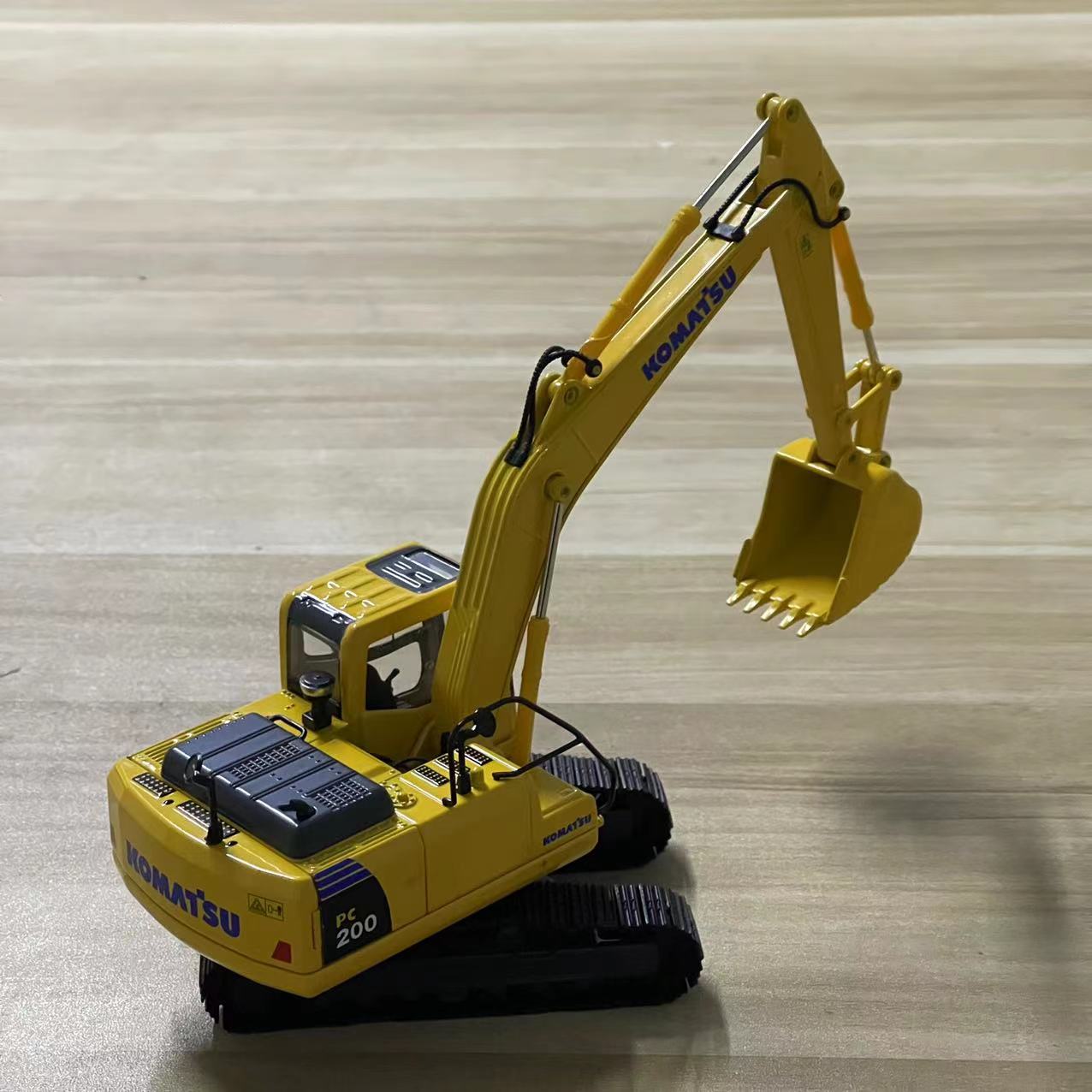 KOMATSU コマツ建設機械モデルコレクション10点セット+出光タンクローリー KOMATSU コマツ建設機械モデルコレクション10点セット+出光